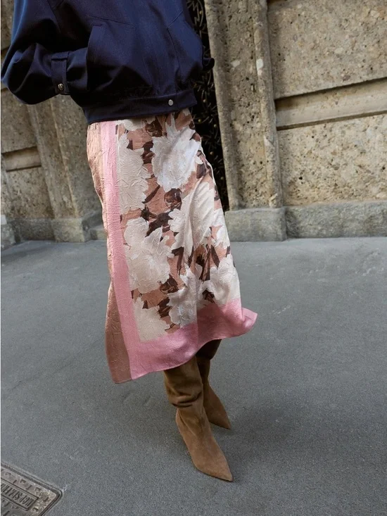 Zara Floral Midi Skirt New - Picture 7 of 8